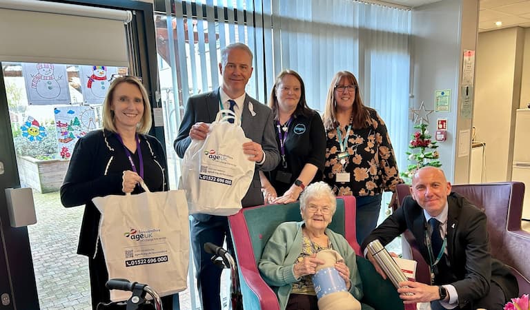 Winter warm packs and low-energy appliances delivered to Myos House residents