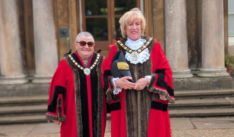 Cllr Carol Ross, Deputy Mayor and Cllr Janet Lee, Mayor of North Lincolnshire
